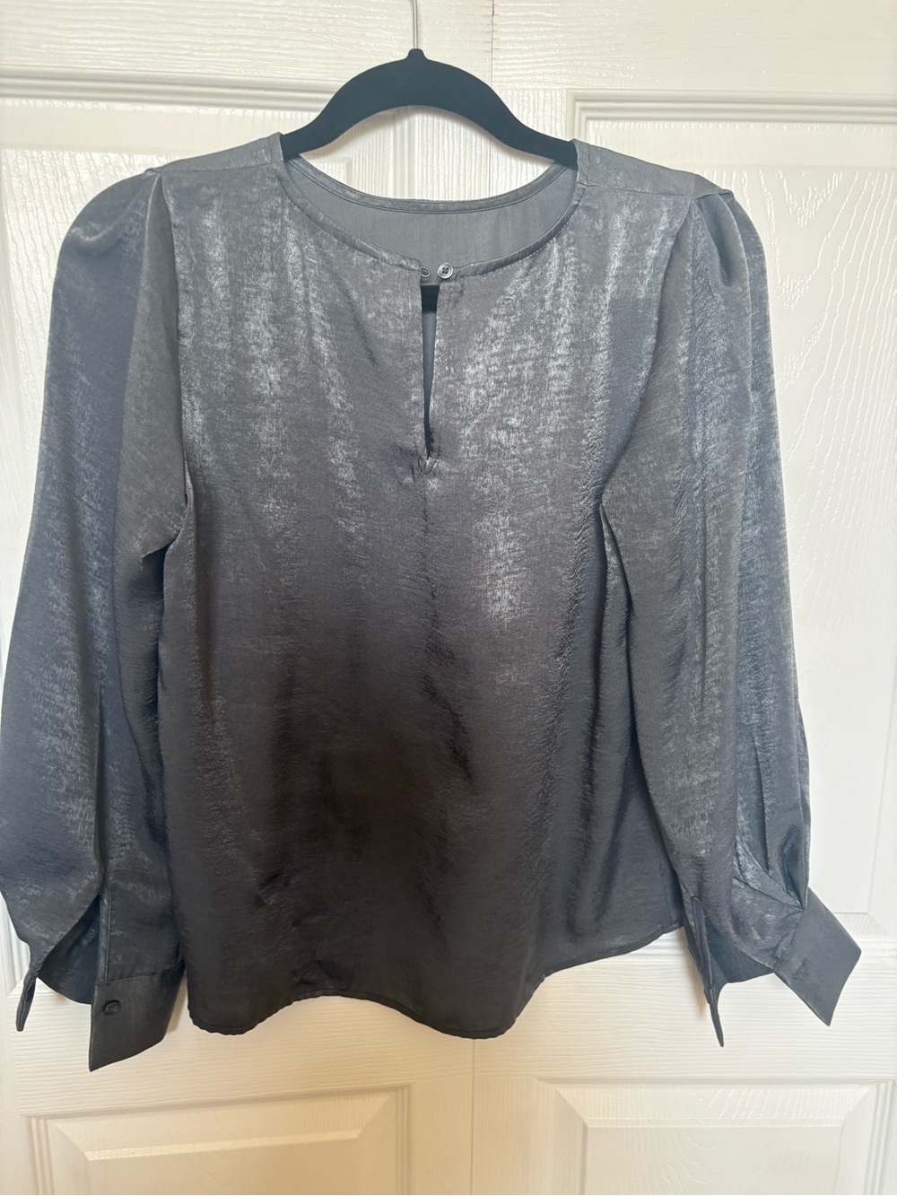 Banana Republic Silver-Gray Long Sleeve Blouse